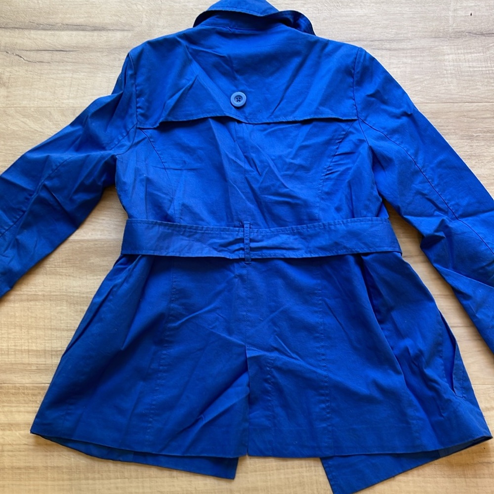 Jacket - Picture 8 of 9